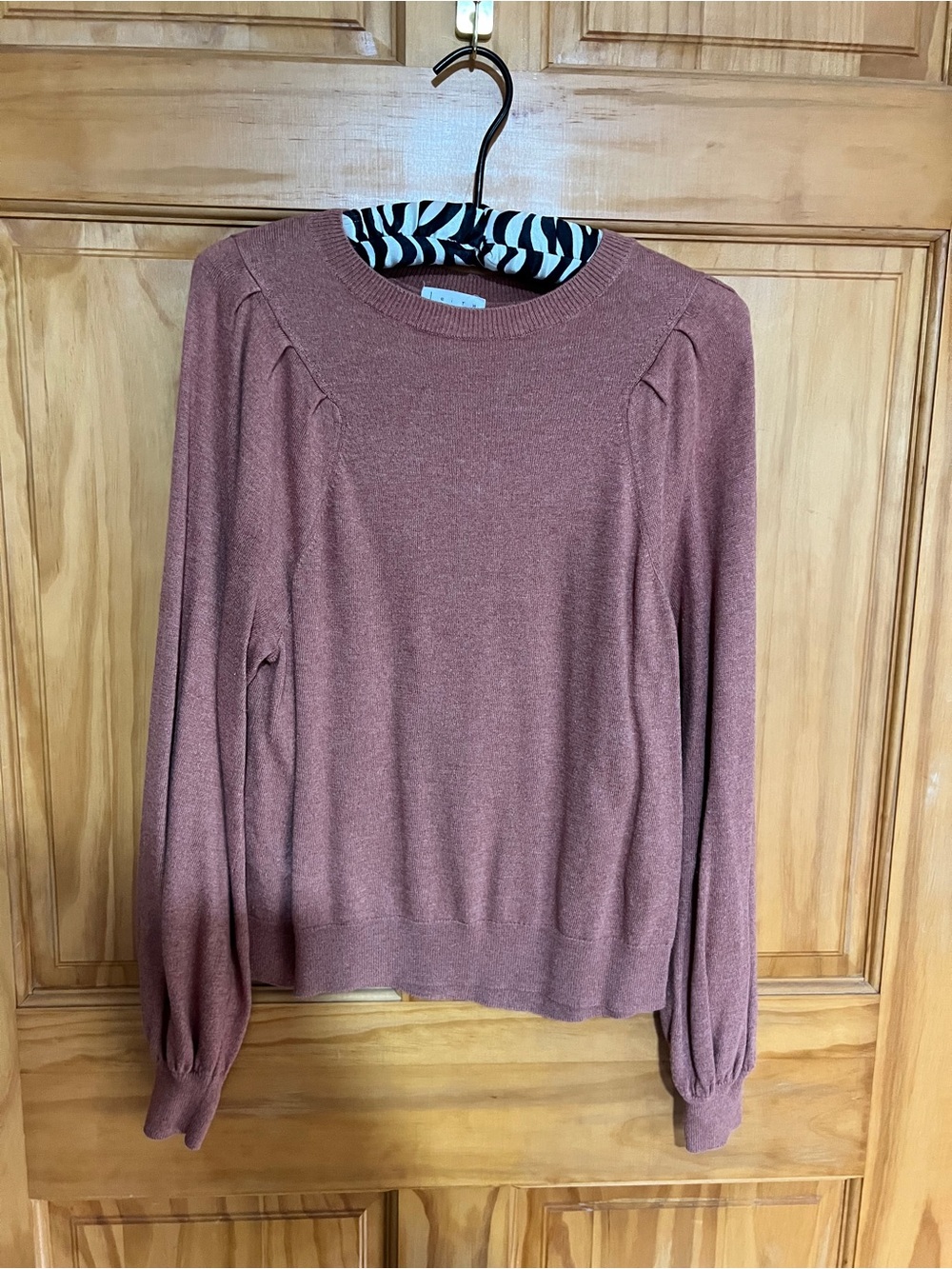 Leith Rose Mauve Crewneck Sweater with Puff Shoulder